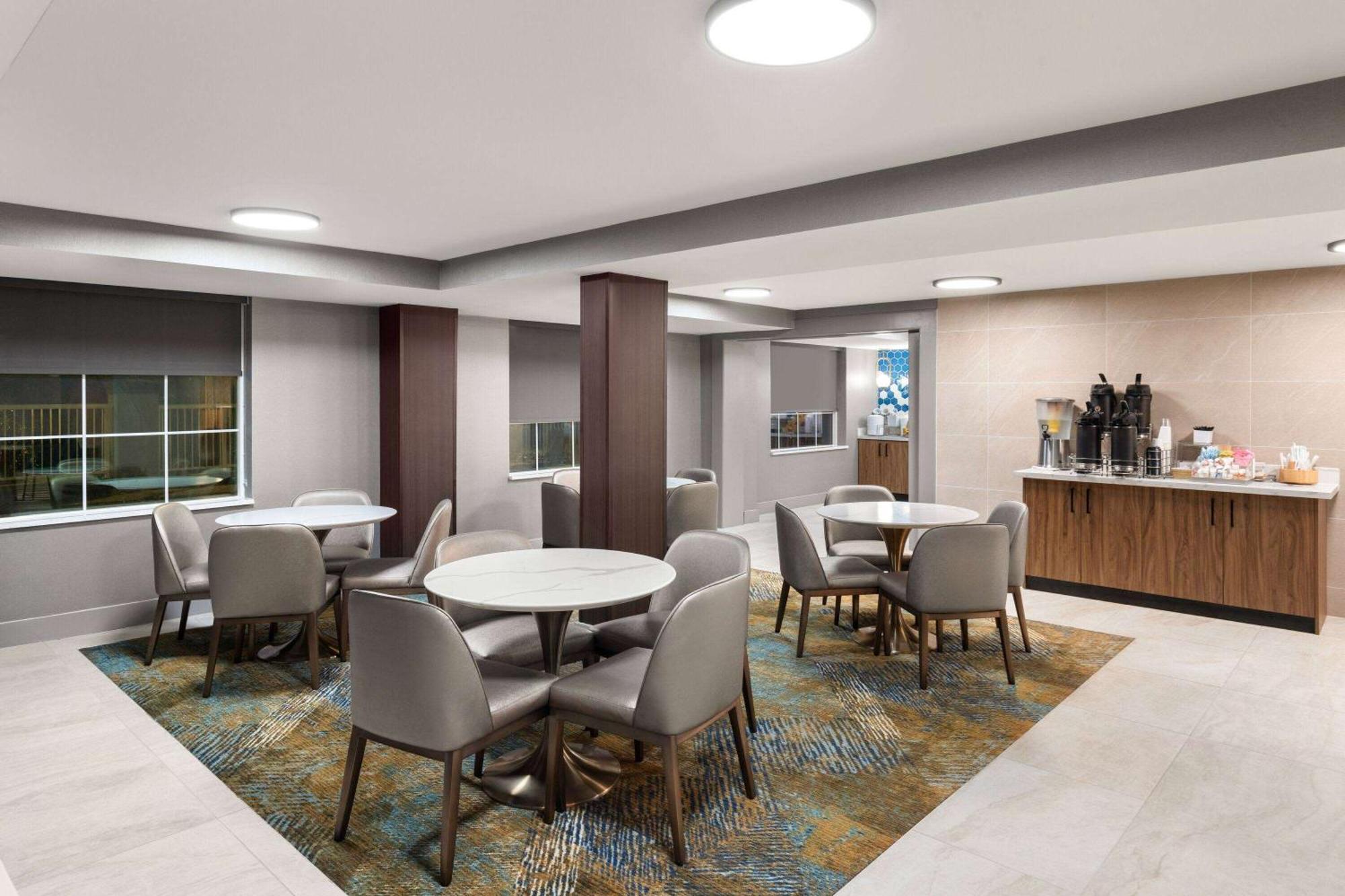 La Quinta By Wyndham Knoxville Central Papermill Eksteriør billede