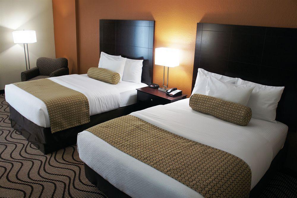 La Quinta By Wyndham Knoxville Central Papermill Eksteriør billede