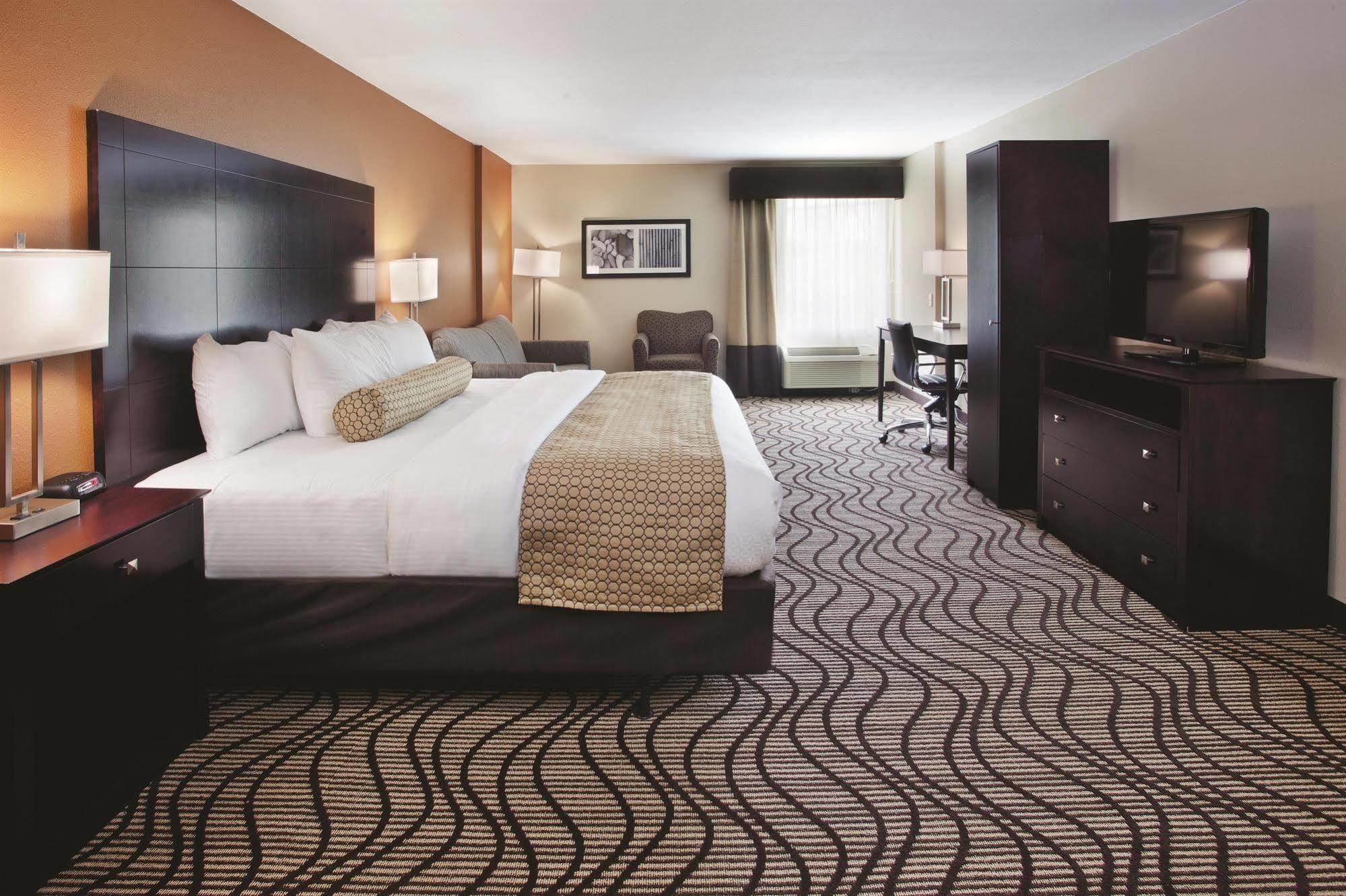 La Quinta By Wyndham Knoxville Central Papermill Eksteriør billede